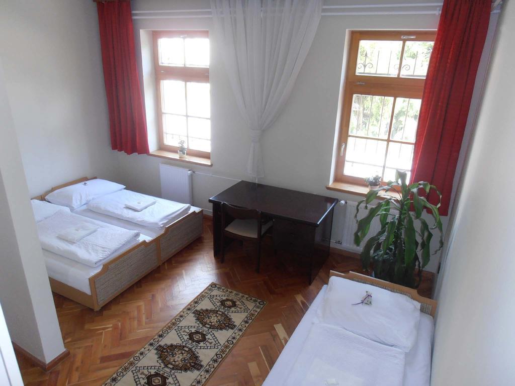 Martineum Felnottkepzo Akademia Szombathely Quarto foto