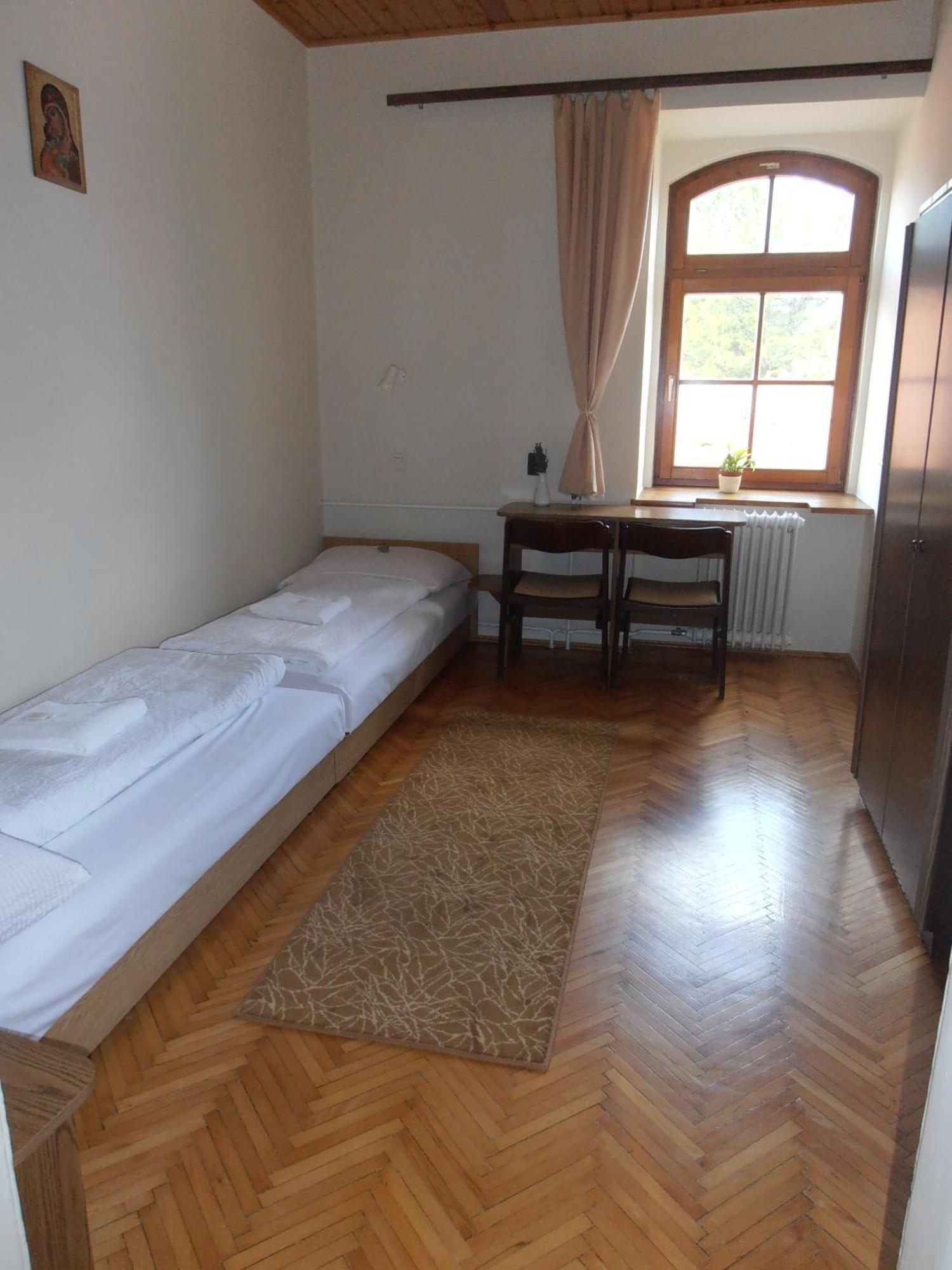 Martineum Felnottkepzo Akademia Szombathely Quarto foto