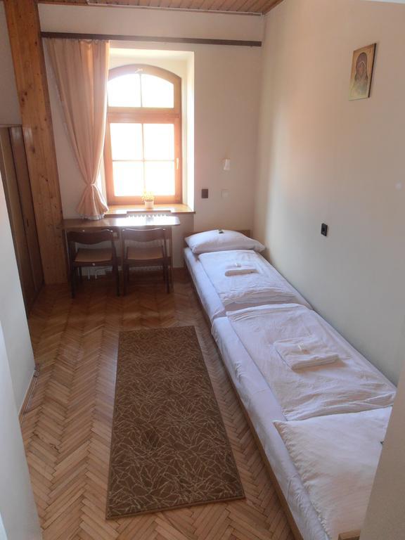 Martineum Felnottkepzo Akademia Szombathely Quarto foto