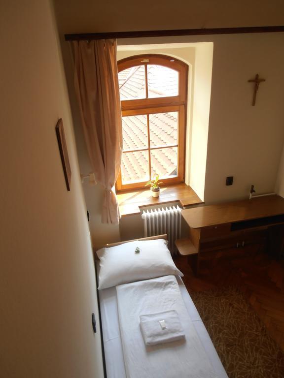Martineum Felnottkepzo Akademia Szombathely Quarto foto
